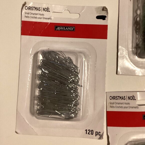 Ashland Christmas Tree Silver & Green Ornament Hooks 120 Each Pack - Picture 2 of 4